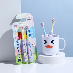 Vente chaude Lettre <span class=keywords><strong>2</strong></span>-Pack <span class=keywords><strong>Brosse</strong></span> <span class=keywords><strong>À</strong></span> <span class=keywords><strong>Dents</strong></span> Pour Enfants 3-12 <span class=keywords><strong>Ans</strong></span> Mignon <span class=keywords><strong>Bébé</strong></span> Nuage Doux Nylon Poils Poignée En Plastique Sans Bpa - Product Image 3