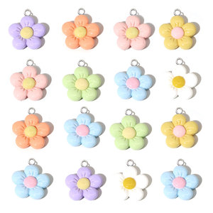 Ciondoli Charm Sfusi Colorati in Resina a Forma di Fiore per Collane, Artigianato Fai-da-Te e Creazione di Gioielli W358 21*24mm - Product Image 1