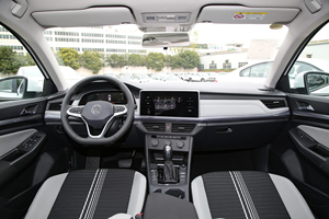 <span class=keywords><strong>Volkswagen</strong></span> Bora Usata 2024 200TSI DSG Euro VI Berlina Stabile LHD Turbo 36000 km Basso Chilometraggio Trazione Anteriore Veicolo a Benzina - Product Image 4