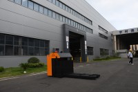 Transpalette Électrique 12 Tonnes 12000kg Robuste avec Commande AC, Chariot Élévateur à Plateau pour Entrepôt CBDA, Déplaceur Latéral Hydraulique, Garantie 1 An