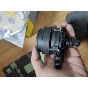 Motor de bomba de agua auxiliar Bmw 64116834917 para pieza de repuesto de modelos G12 G3 - Product Image 1