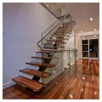 Prima Stair 商业建筑大楼符合建筑法规的安全设计 公共交通繁忙的楼梯