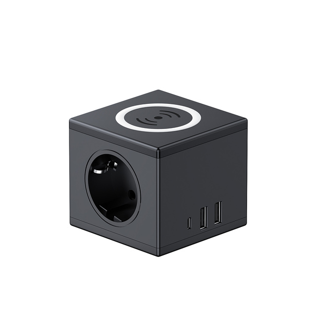 Factory EU Power Cube square Strip Socket with 2 UsbA+USB-C Fast Wireless Charging Station for Office Travel Home,