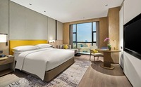 Ensemble de chambre d'hôtel au design moderne, lit king size, mobilier en bois contemporain, literie en coton, usage commercial, garantie 5 ans, ottoman