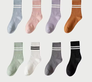 Wholesale High Quality Non-Slip Yoga <b>Socks</b> for Women Pilates Grip <b>Socks</b> with Custom Logo Design - Product Image 6