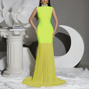 ZYHT 70045 dames sans manches étage longueur plissée maille moulante strass robes <span class=keywords><strong>de</strong></span> demoiselle d'honneur grande taille robe <span class=keywords><strong>de</strong></span> soirée <span class=keywords><strong>pour</strong></span> les femmes - Product Image 1