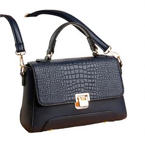 กระเป๋าถือ PU แฟชั่นใหม่ทันสมัย ดีไซน์หรูหราสำหรับผู้หญิง ใช้ได้ทุกฤดูกาล - Product Image 4