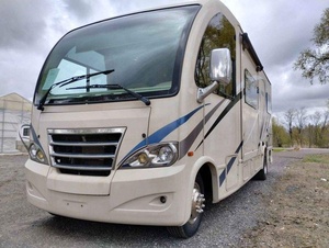 Autocaravana de Lujo Usada y Económica Thor Motor RV 2017 - Product Image 5