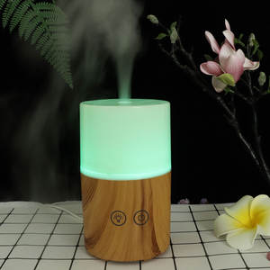 Diffuseur d'arômes en bois 0,5L, humidificateur ultrasonique avec lumière LED pour la maison, la voiture et le bureau - Product Image 3