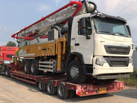 Pompe à béton montée sur camion de 52 m HB52K pour la construction de bâtiments de grande hauteur et le coulage de béton sur une échelle large d'infrastructure
