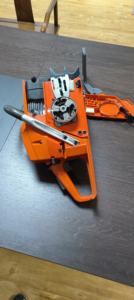 เลื่อยยนต์เบนซินคุณภาพสูง 3.6 กิโลวัตต์ HUSQ 272xp 72 ซีซี 2 จังหวะ รุ่น 272 พร้อมบาร์นำโซ่ขนาด 24 นิ้ว - Product Image 3