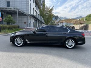 <span class=keywords><strong>BMW</strong></span> <span class=keywords><strong>Serie</strong></span> 7 <span class=keywords><strong>2018</strong></span> 730Li Edición líder Paquete de excelencia Exportación de automóviles profesionales de <span class=keywords><strong>segunda</strong></span> <span class=keywords><strong>mano</strong></span> con precio favorable - Product Image 4