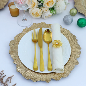 Bandeja de decoración de boda de oro clásico europeo, plato de melamina de pastelería de plástico PP de lujo, plato de banquete Irregular - Product Image 2