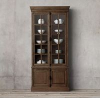 Vitrine haute vintage américaine rustique en bois avec portes vitrées et rangements pour salle à manger et salon