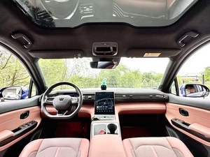 EC6 <span class=keywords><strong>2022</strong></span> 75kWh Deportivo con Transmisión Automática - Product Image 1