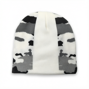Chapeau en tricot personnalisé avec motif camouflage et jacquard de dessin animé, logo brodé de la marque, pour une utilisation en intérieur, en extérieur et en voyage, unisexe, pour l'hiver - Product Image 1