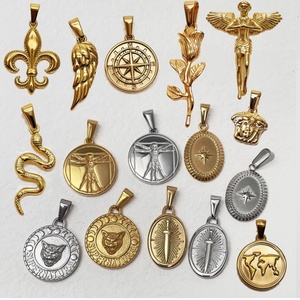 Dijes Personalizados de Acero Inoxidable con Baño de Oro PVD de 18k, Resistentes al Deslustre y al Agua, para Fabricación de Joyería, Venta al Por Mayor - Product Image 4