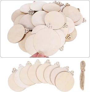 Círculos de madera preperforados sin terminar, rebanadas de madera de sándalo Natural <span class=keywords><strong>para</strong></span> manualidades DIY, grabado, adornos navideños, regalos de arte <span class=keywords><strong>para</strong></span> el hogar - Product Image 4