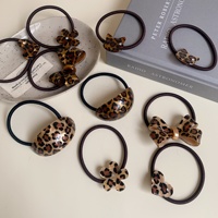 Daou 5cm Mini Élastique à Cheveux Fin Motif Léopard avec Nœud, Fleur en Forme de Cœur et Strass, Accessoire de Coiffure Élégant pour Femme et Fille, Décoration Capillaire