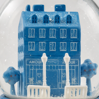 Globe à neige romantique parisien avec liquide pailleté, globe à eau, cœur d'amour, décorations de bâtiments de Paris, cadeau de la Saint-Valentin, ornement de collection