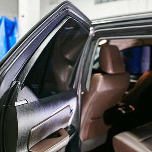ขายส่งที่มีคุณภาพสูงกระสุนแก้วสำหรับหุ้มเกราะ GMC ยูคอน Denali SUV ขายร้อนในซัพพลายเออร์จำนวนมาก