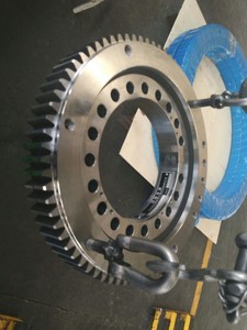 TL300E-3 TL400E <span class=keywords><strong>TL500E</strong></span> <span class=keywords><strong>Tadano</strong></span> Bantalan Cincin Lengan Truk Derek - Product Image 6