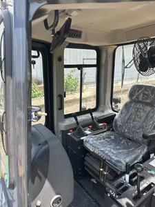 Bulldozer Cingolato Idraulico HD16 160HP con Lama da 4,5m3 per Strade, Miniere e Aeroporti a Prezzo Conveniente Disponibile in Magazzino - Product Image 5