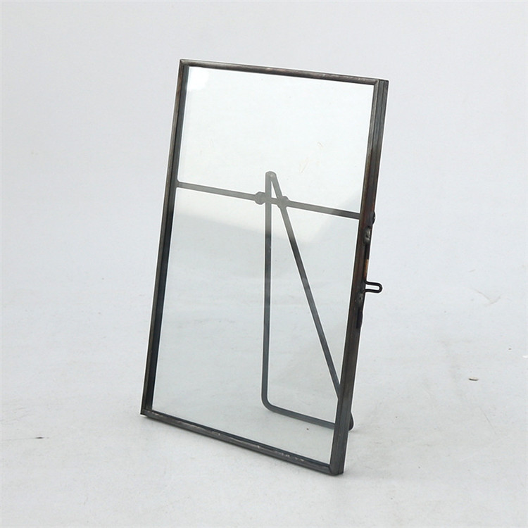 V stand noir