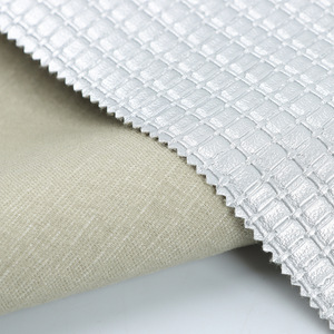 Ventes directes d'usine Le dernier tissu en cuir à carreaux en relief de 0.7mm convient aux manteaux et aux jupes - Product Image 2