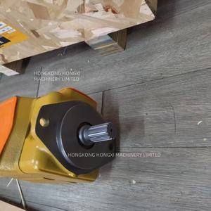 9t1080 9t-1080 1439722 Pompe de direction hydraulique triple pour tracteur D10n D10r 9t-9840 - Product Image 2