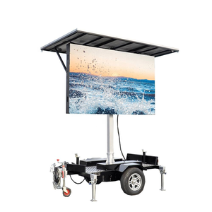 Remorque publicitaire solaire à LED haute luminosité IP65, batterie 7,2 kWh, levage hydraulique, rotation manuelle pour concerts et événements sportifs en extérieur - Product Image 1