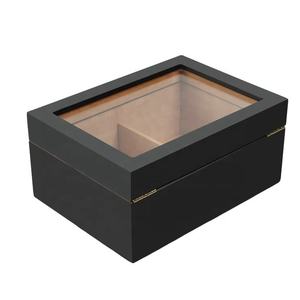DS DSC-1013 Custom Logo American-Style Wooden Cigar Cabinet Transparent Glass <b>Cover</b> Lacquer Finish Constant Temperature Humidity - Product Image 3