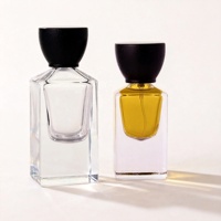 Botol Parfum Kaca Mewah Grosir 30ml 50ml Bentuk Kotak Bening Alas Tebal Kualitas Tinggi Custom Dengan Tutup Kayu