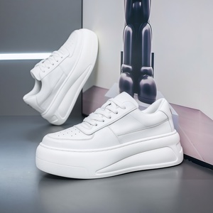 Baskets compensées de luxe pour femme, collection Printemps 2026, à bout rond, à lacets, couleur unie, en <span class=keywords><strong>cuir</strong></span> de vachette double couche, blanches, décontractées, rehaussantes - Product Image 5