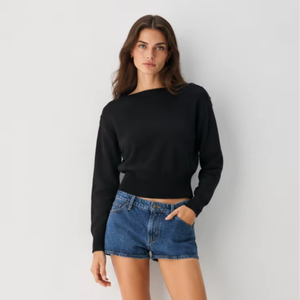 <span class=keywords><strong>Maglione</strong></span> in Cashmere con <span class=keywords><strong>Scollo</strong></span> <span class=keywords><strong>a</strong></span> Barca Personalizzato, Pullover Corto da Donna Nero con Spalle Scivolate, Vita <span class=keywords><strong>a</strong></span> Costine, Dettaglio Bottoni, Morbido Top Lavorato <span class=keywords><strong>a</strong></span> Maglia - Product Image 1