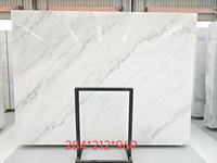 Marbre blanc naturel du Guangxi, base blanche pure avec des veines subtiles, design moderne pour applications écologiques en cuisine et salle de bain