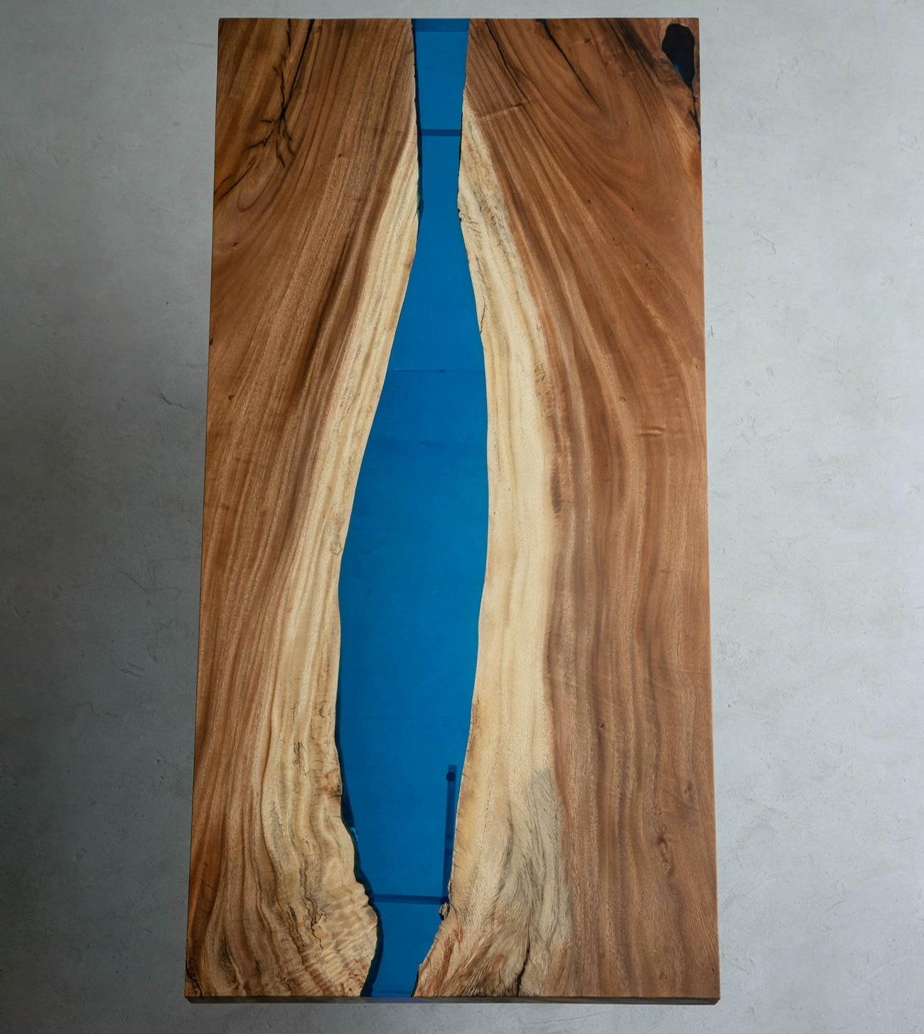 Azzurro di blu marino