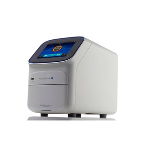   Sistema de PCR en Tiempo Real Fisher Scientific QuantStudio 5 para Investigación en Biología Molecular y Pruebas Clínicas - Product Image 4