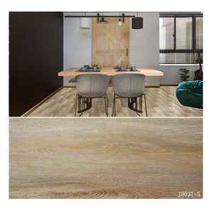 Suelo <span class=keywords><strong>de</strong></span> plástico SPC híbrido interior <span class=keywords><strong>de</strong></span> tablones <span class=keywords><strong>de</strong></span> vinilo <span class=keywords><strong>de</strong></span> PVC <span class=keywords><strong>de</strong></span> alta calidad con gran <span class=keywords><strong>valor</strong></span> - Product Image 3