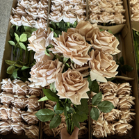 Vente en gros d'usine, roses artificielles en soie de qualité supérieure, en vrac, pas chères, branche unique de 65 cm, 12 cm, rose rouge, toucher réel, pour la décoration