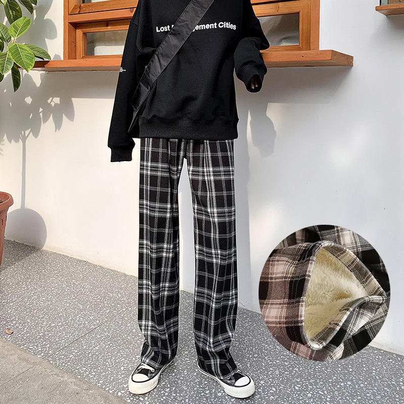 Black plaid fleece-lined