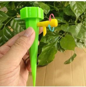 Dispositivo de Riego Automático para Plantas con Válvula, para Jardín, Hogar, Botellas, Gotero Automático para Flores - Product Image 4