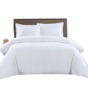 Vente en gros <span class=keywords><strong>de</strong></span> parure <span class=keywords><strong>de</strong></span> lit en coton blanc 200TC personnalisée literie en lin d'hôtel simple avec housse <span class=keywords><strong>de</strong></span> <span class=keywords><strong>couette</strong></span> pour usage domestique - Product Image 1