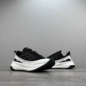 Chaussures de course tendance, semelle en caoutchouc antidérapante, décontractées, pour l'hiver, sports de plein air, jogging, surfaces variées, lacets, baskets luxueuses - Product Image 4