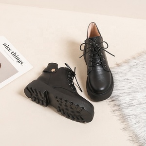 Botas de Piel Negra para Mujer, Estilo Británico, Forro de Piel, Cierre de Cremallera, Resistentes al Desgaste, Antideslizantes, para Otoño e Invierno - Product Image 4