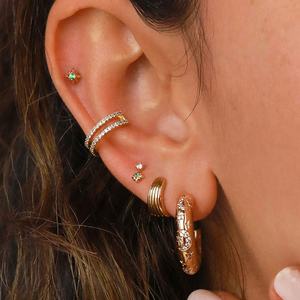 Venta al por mayor 925 plata esterlina Luna estrellas diamante grueso cuerpo celeste Huggie Stud pendiente - Product Image 3