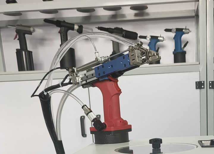 Automatic Rivets Tools Industrial Grade Automatic Feeding Riveting Tools Pneumatic Riveter for ...