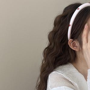 عصابة رأس للفتيات بتصميم جميل لطيف أحمر/وردي مزين بحجر الراين كرز فاخر للسيدات الشابات عصابة شعر يومية - Product Image 2