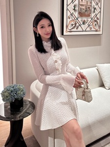 <span class=keywords><strong>Vestido</strong></span> casual de punto Bettergirl 2026 Primavera Verano, nuevo, <span class=keywords><strong>blanco</strong></span>, estilo francés, con mangas acampanadas y ribete de madera. - Product Image 3