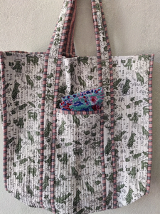 Sac fourre-tout en coton imprimé à la main, écologique, pour la plage, les courses, réutilisable, sac de voyage, sac à bandoulière, tissu durable - Product Image 4